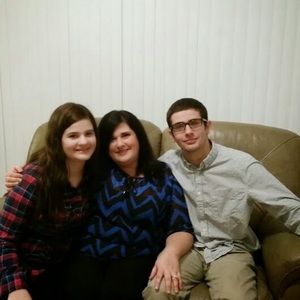 Meet your Posher, Connie